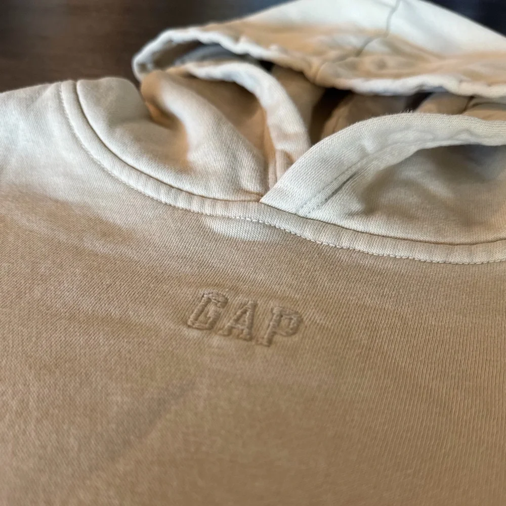 Gap Kids Small (6/7) Light Tan/Khaki Hoodie